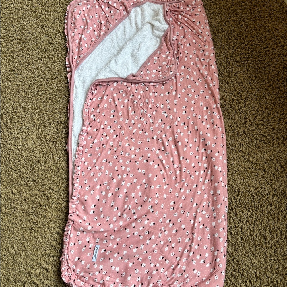 Posh Peanut Pink Floral Hooded Towel